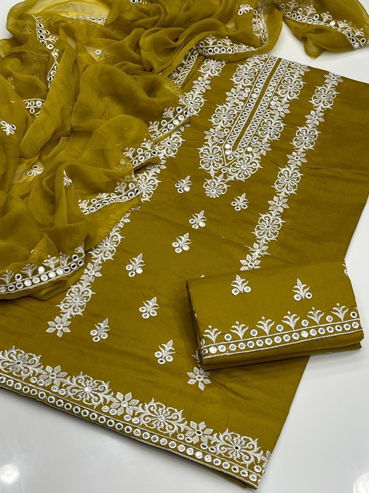 UNSTITCH SUITS AFODABLE
